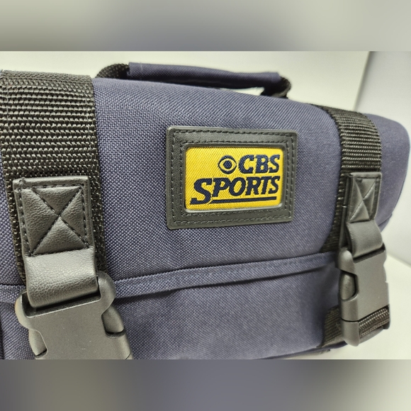 Vintage CBS Sports Handycam Bag - Picture 9 of 9